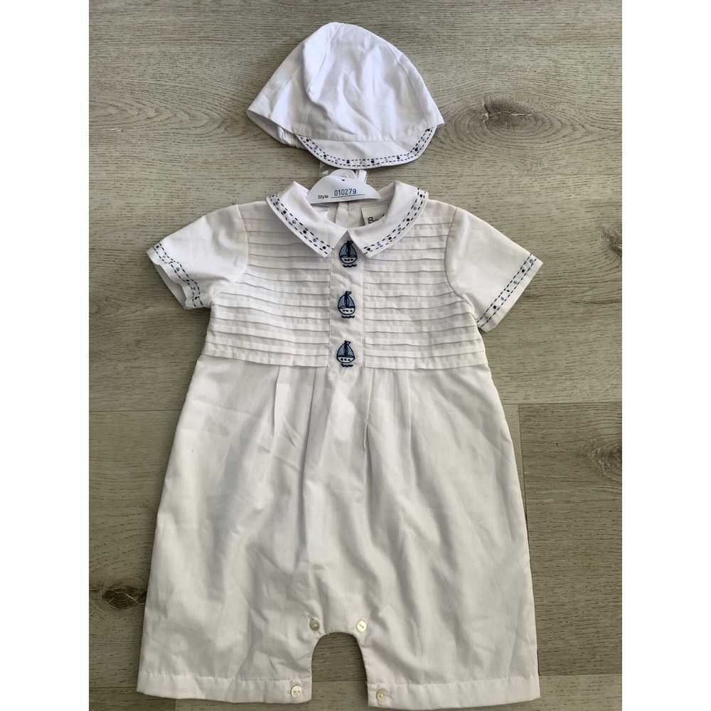 Sarah Louise England Baby Boy White Sailboat Romper and Hat‎ Set 6 Months 010279